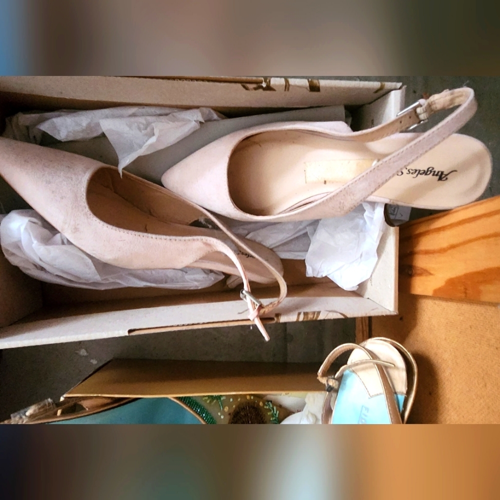 Cream kitten heeled slingback